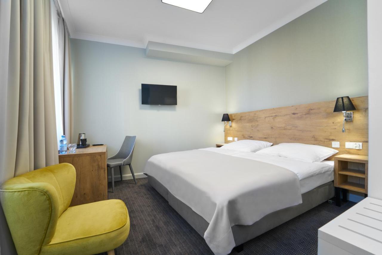 Dom Zdrojowy Aparthotel Jelenia Gora Exterior photo