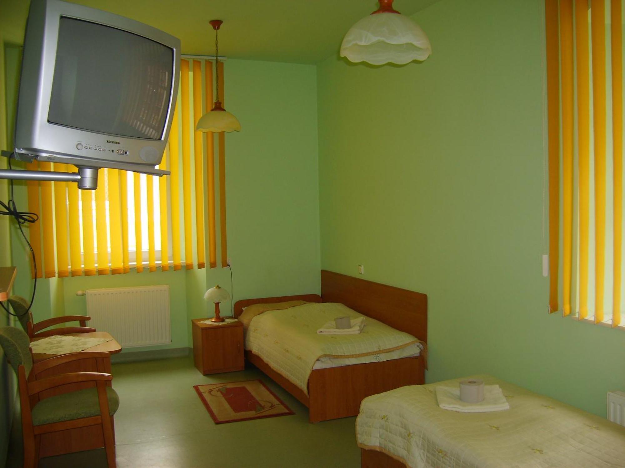 Dom Zdrojowy Aparthotel Jelenia Gora Exterior photo